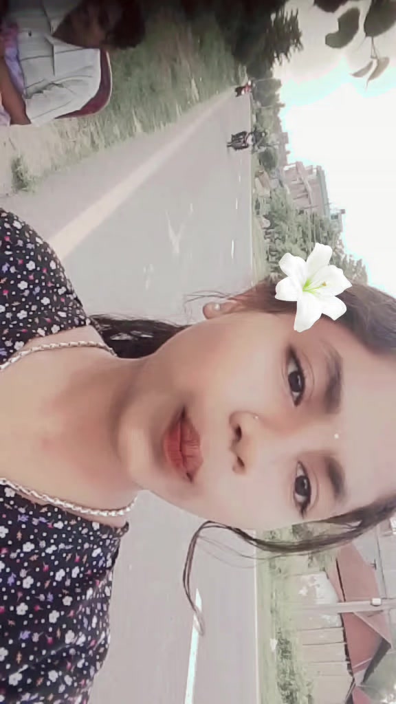 @Lipuu๐ซ๐๐๐