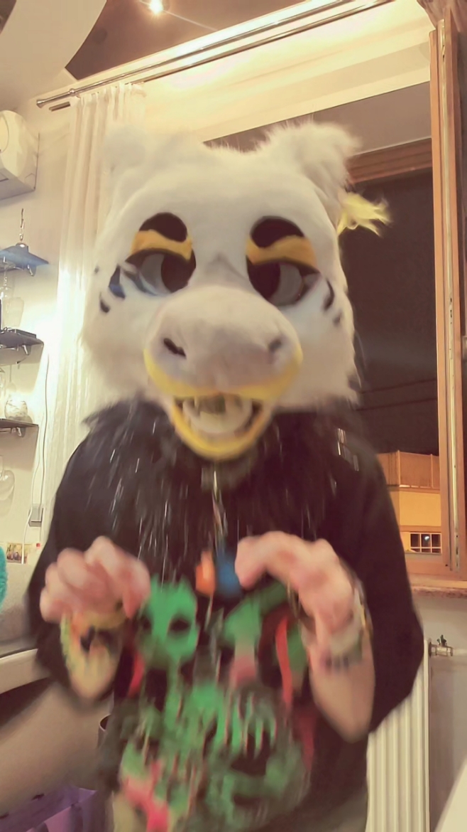 @silly doggo | @