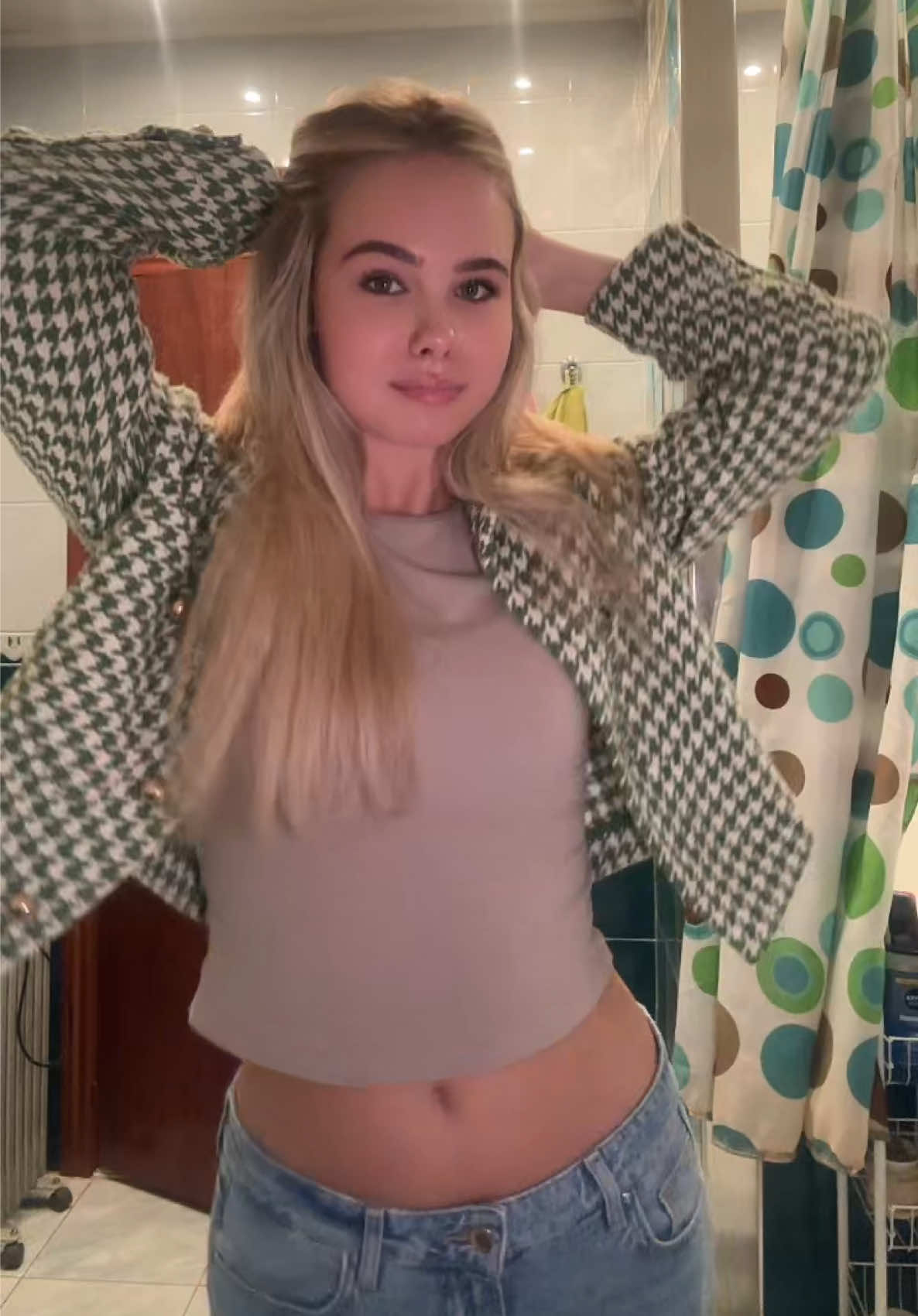 @алеся александровна