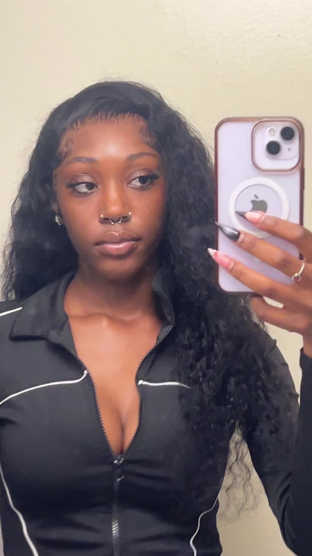 @thatsexyleogirl_