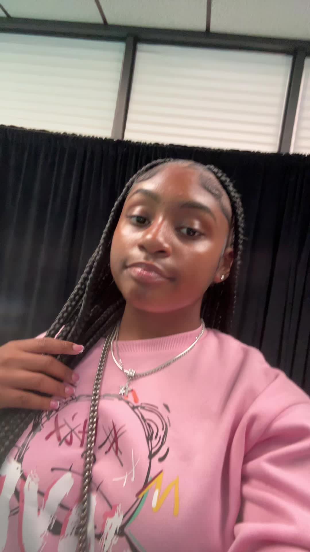 @𝓁𝒶𝓃𝒾𝒾 . 💝