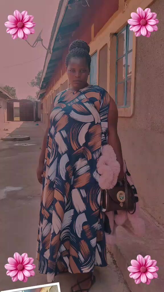 @JULIA KAMAU