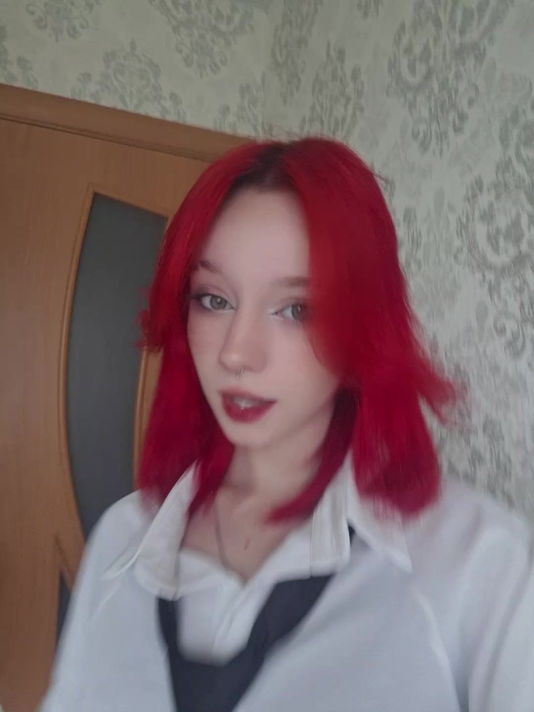 @кис