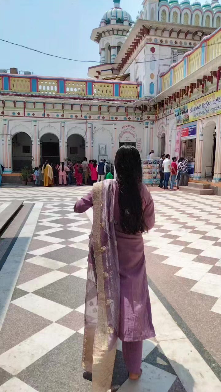 @Shilpa🧿✨