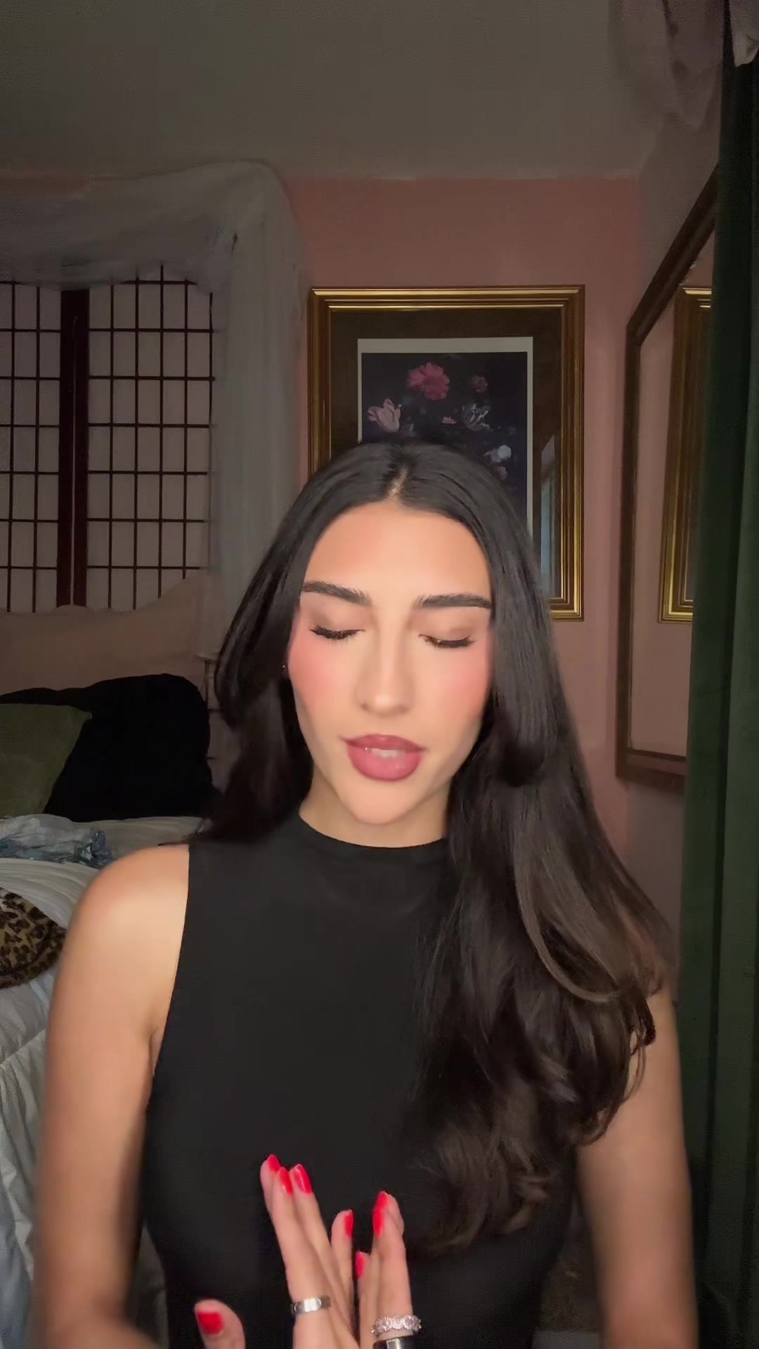 @Avathena