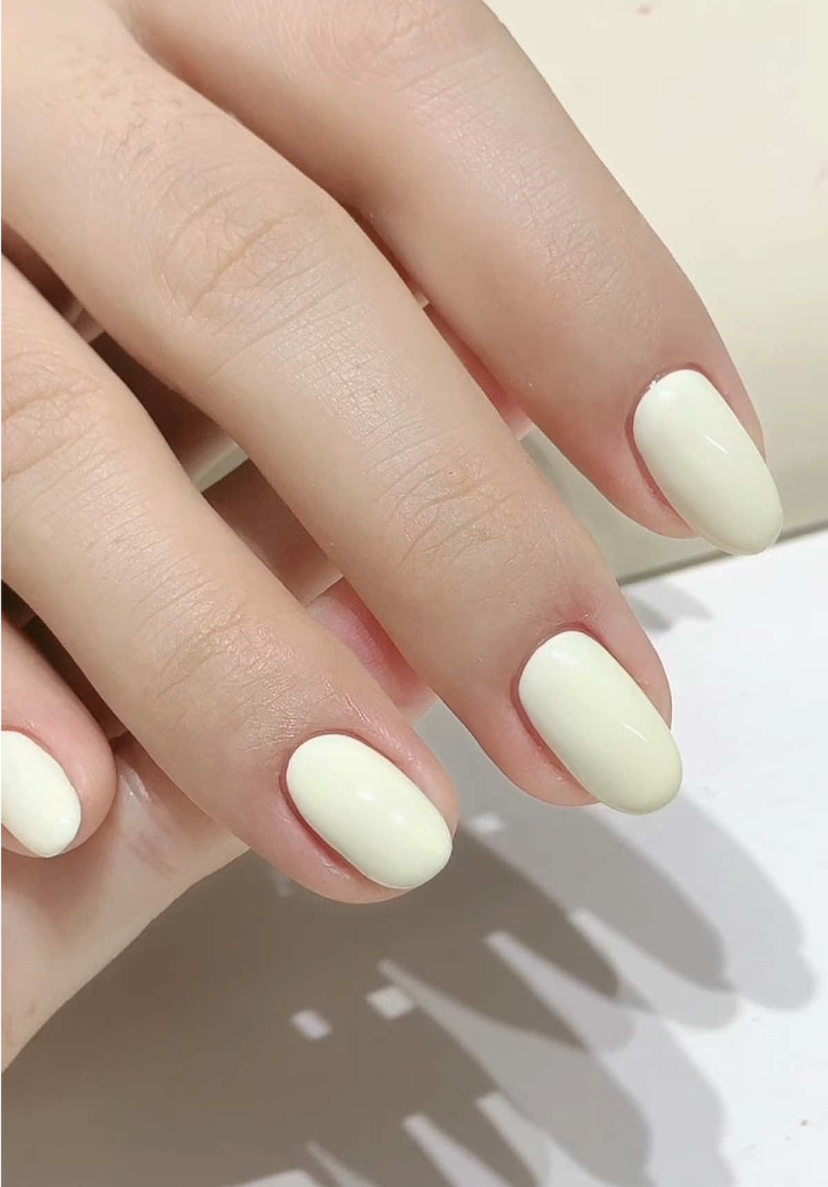 @ROUNI NAILS