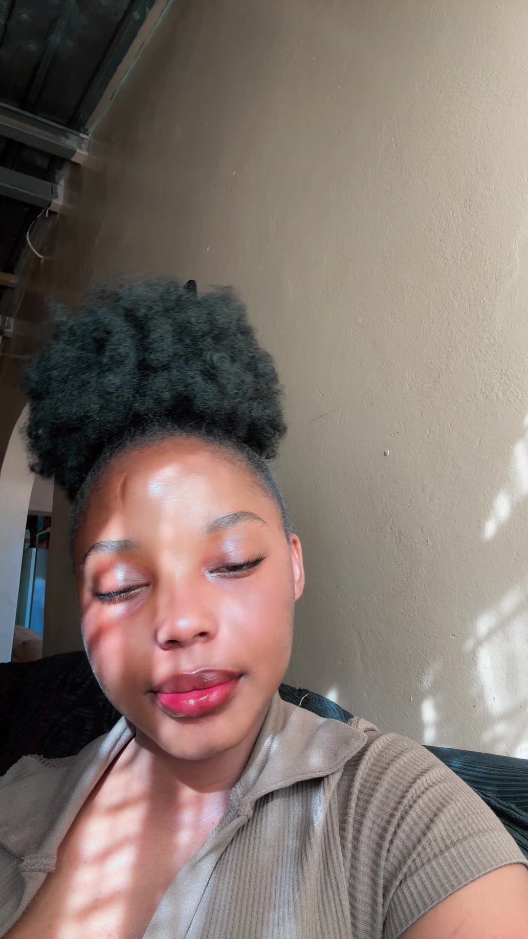 @Thembi Moabi