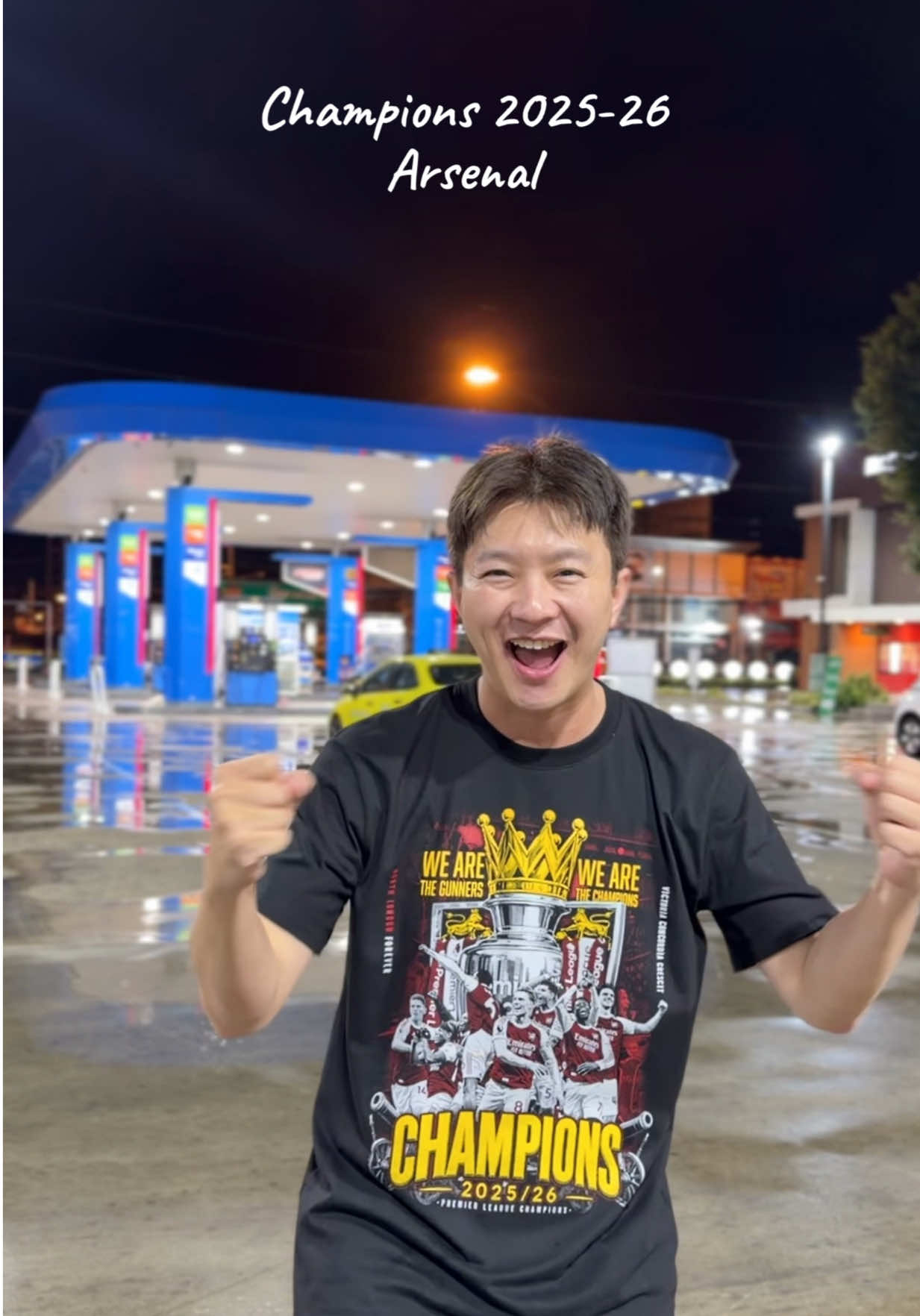 @ธีร์ธีร์ มีแมวสามตัว 😻