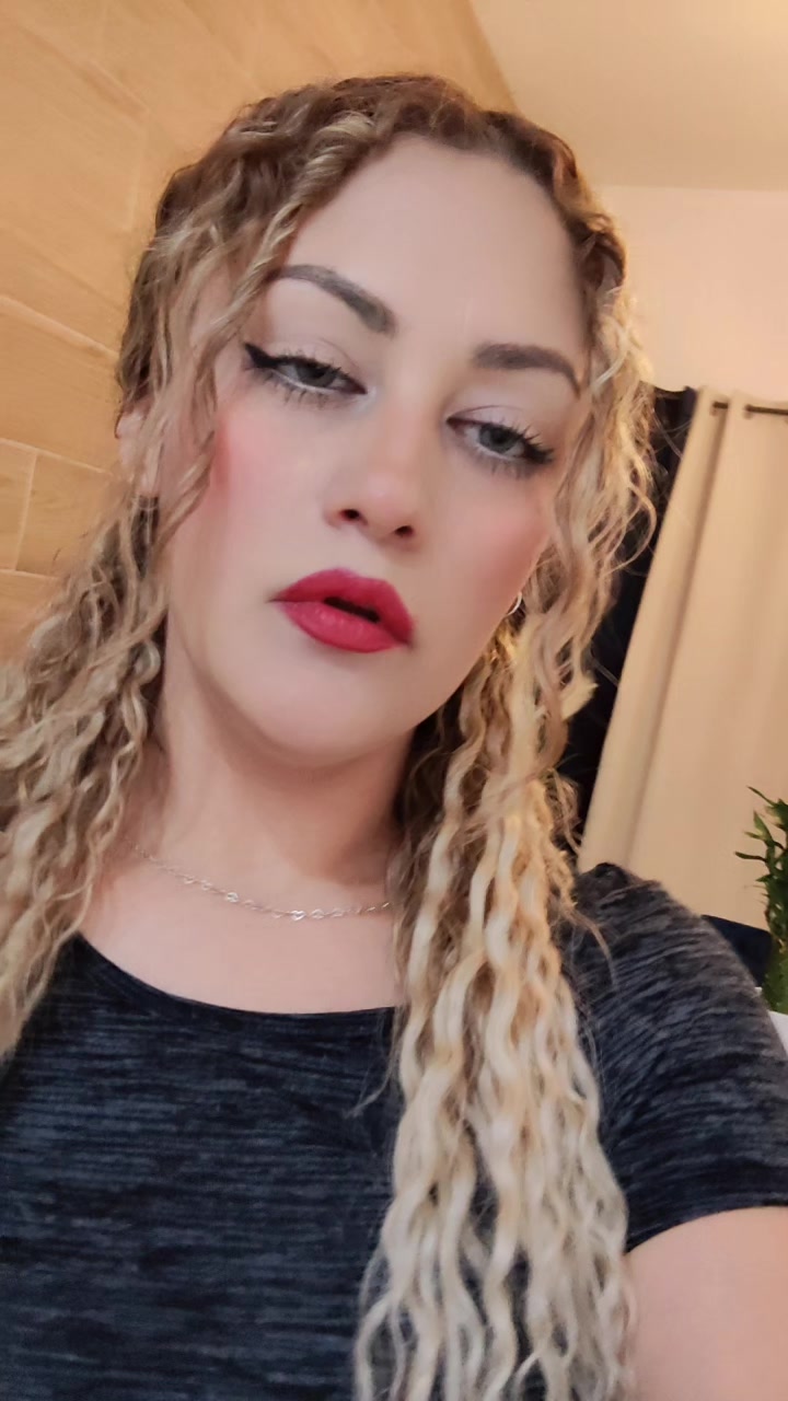 @Abi GM 💋