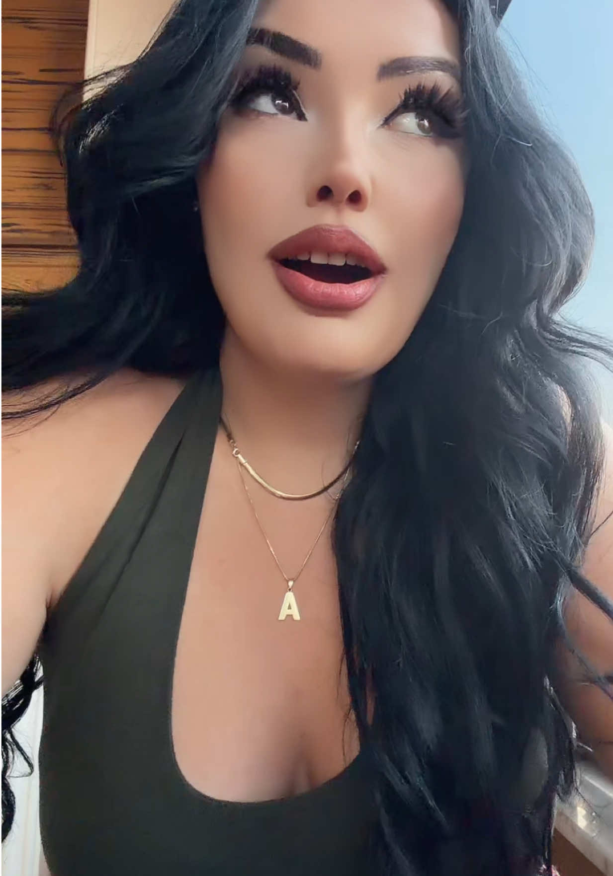 @AAY🖤👸🏻