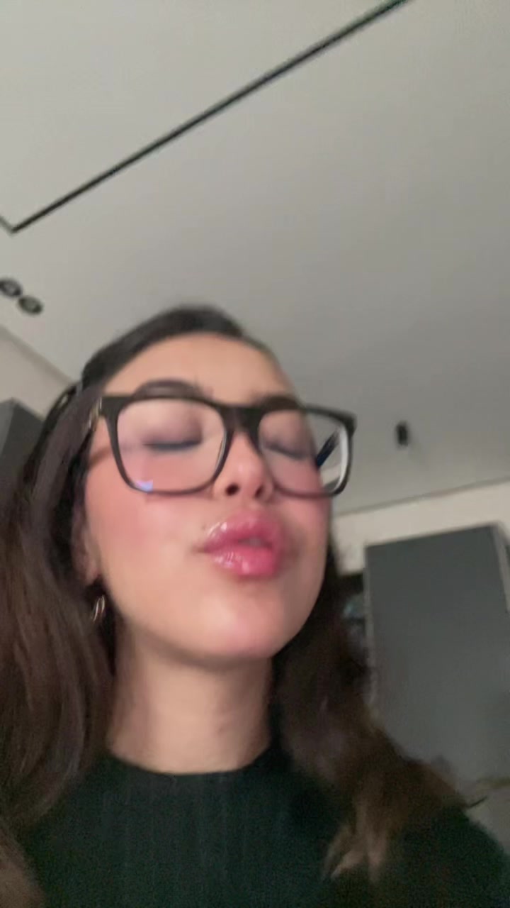 @Sofia
