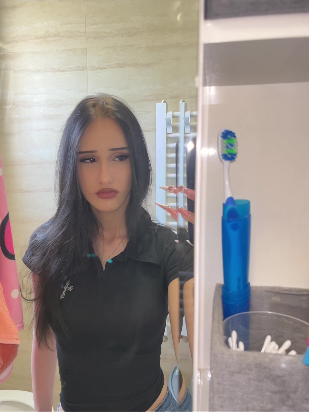 @кäја 🧛🏻