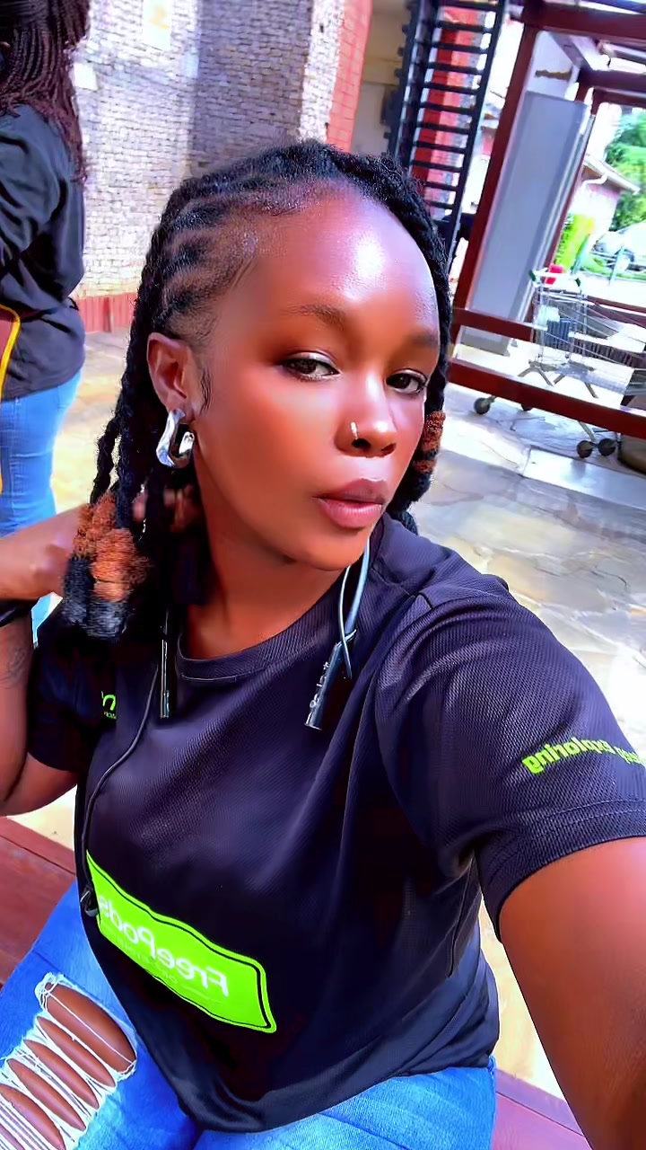 @Carol Wawira