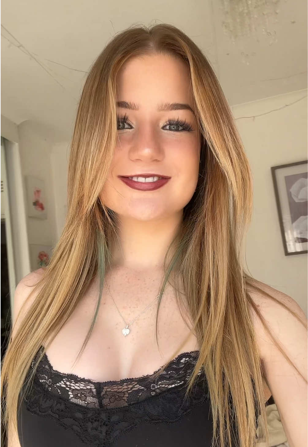 @Alice in 𝔀𝓸𝓷𝓭𝓮𝓻𝓵𝓪𝓷𝓭