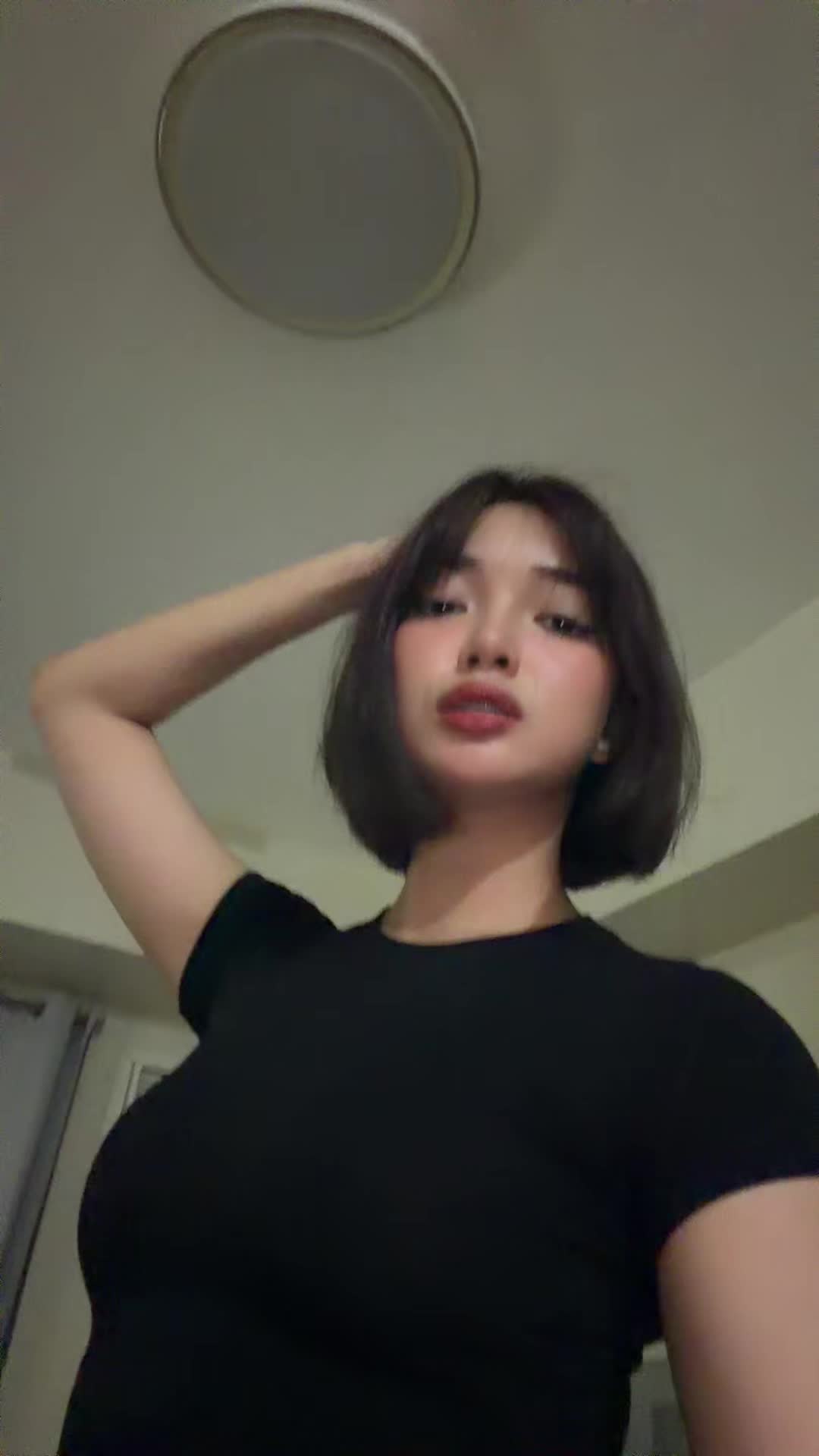 @Dora