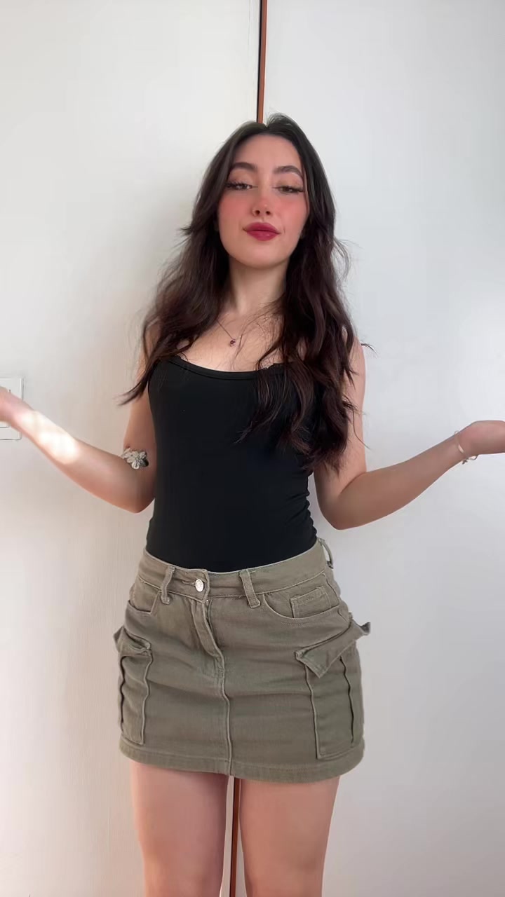 @Renata🥀