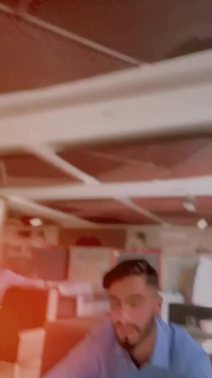 @𝒁𝒐𝒉𝒂𝒊𝒃 𝒌𝒊𝒏𝒈