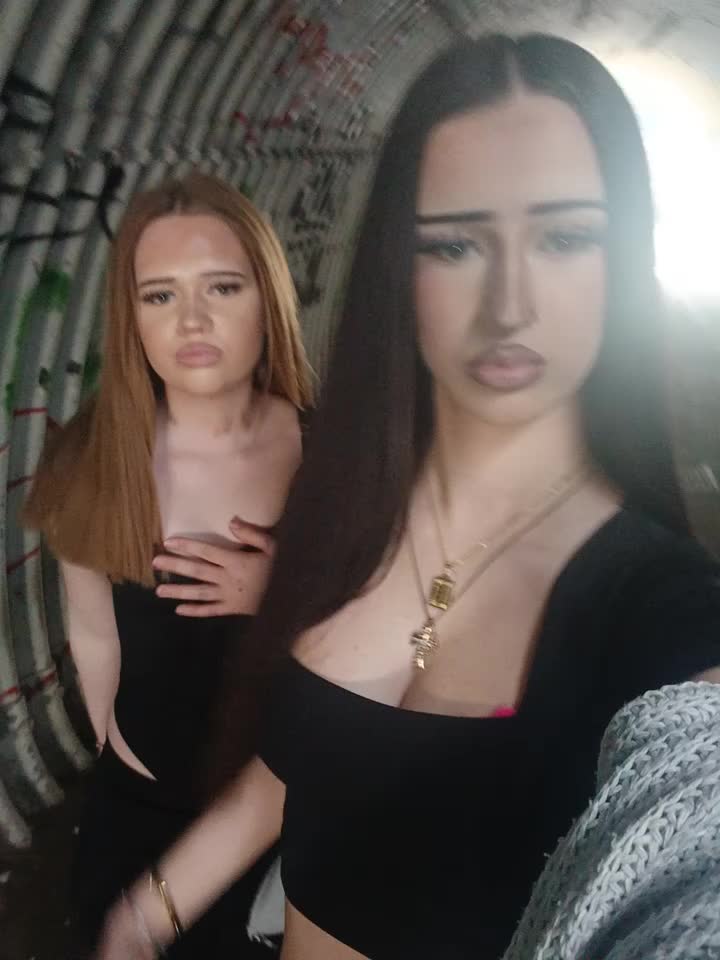 @𝓔𝓵𝓵𝔂❄️