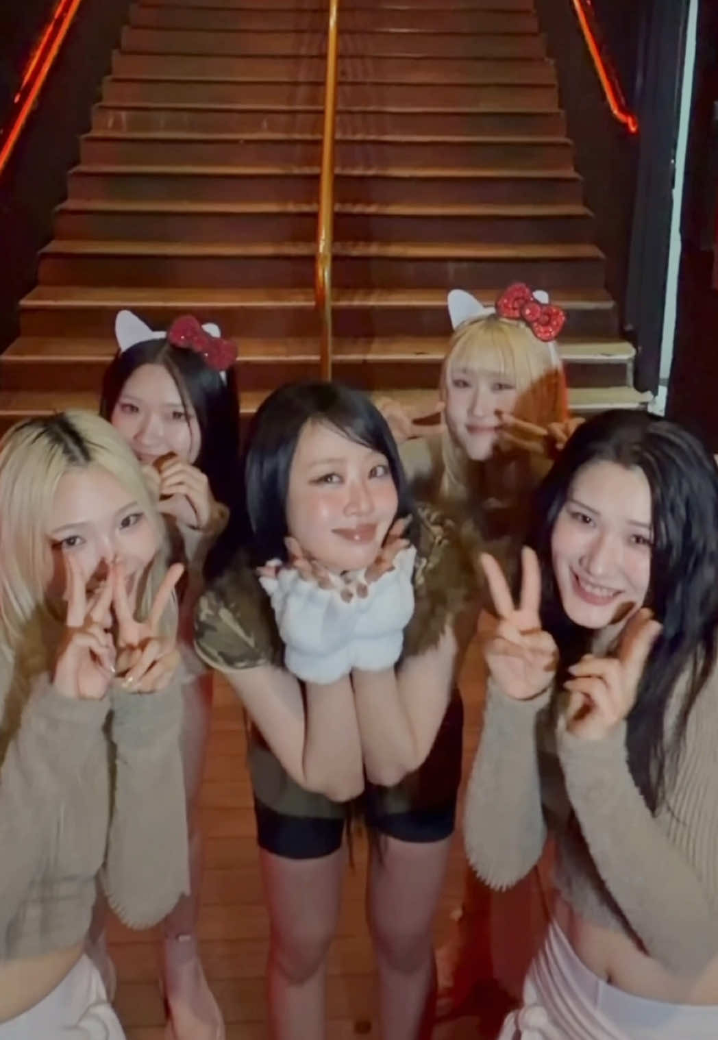 @Yves_official