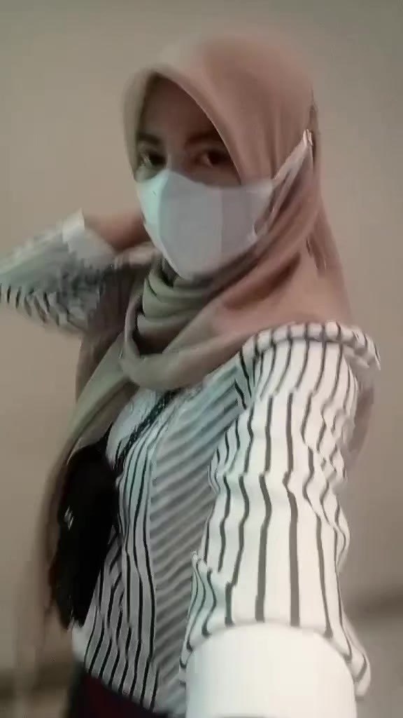 @Dari Kontak Anda