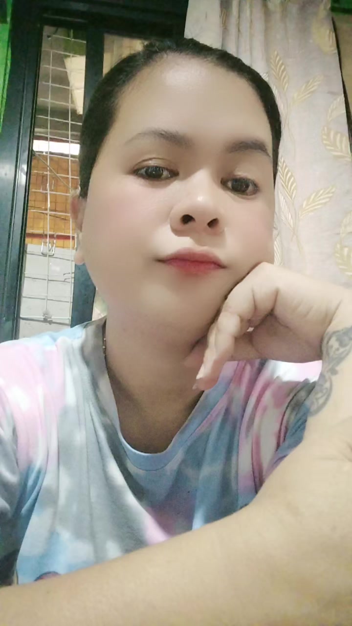 @maLou cruzat