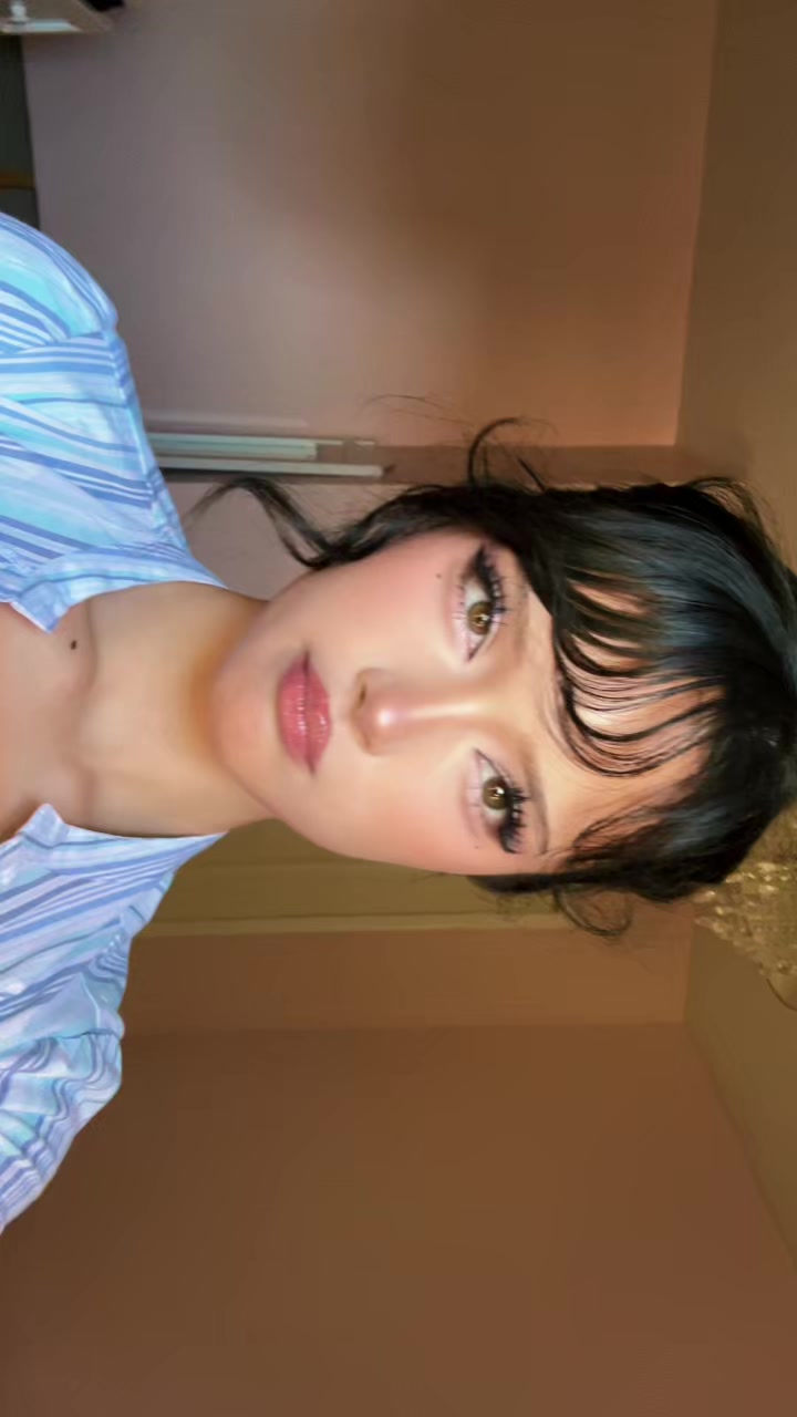 @glow12700