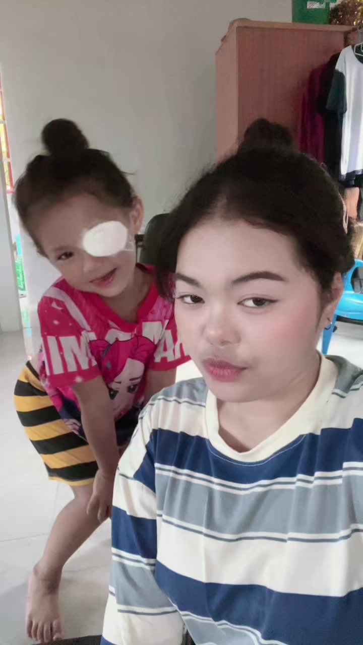 @หญิงกี้.🦋