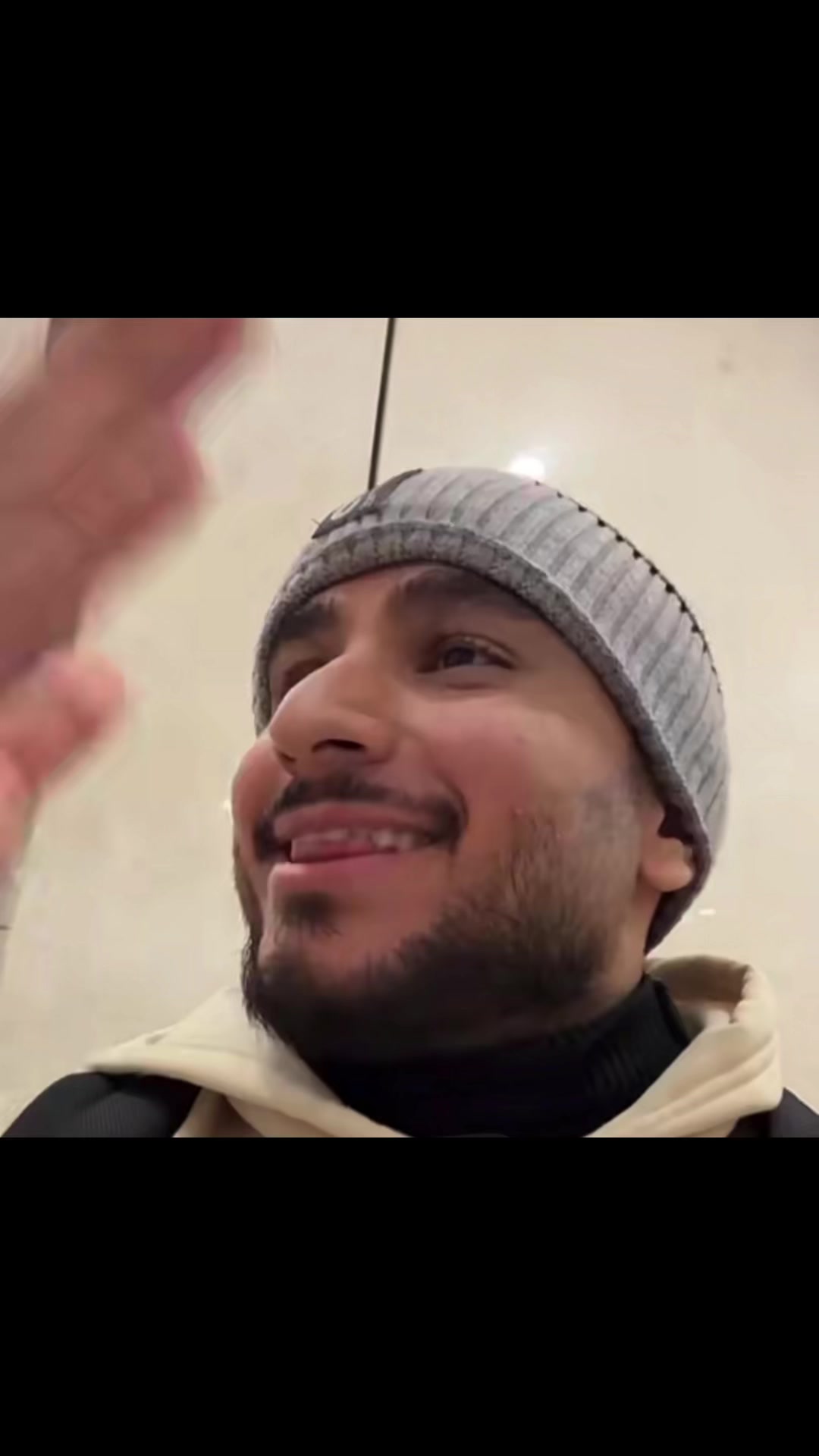 @B7R