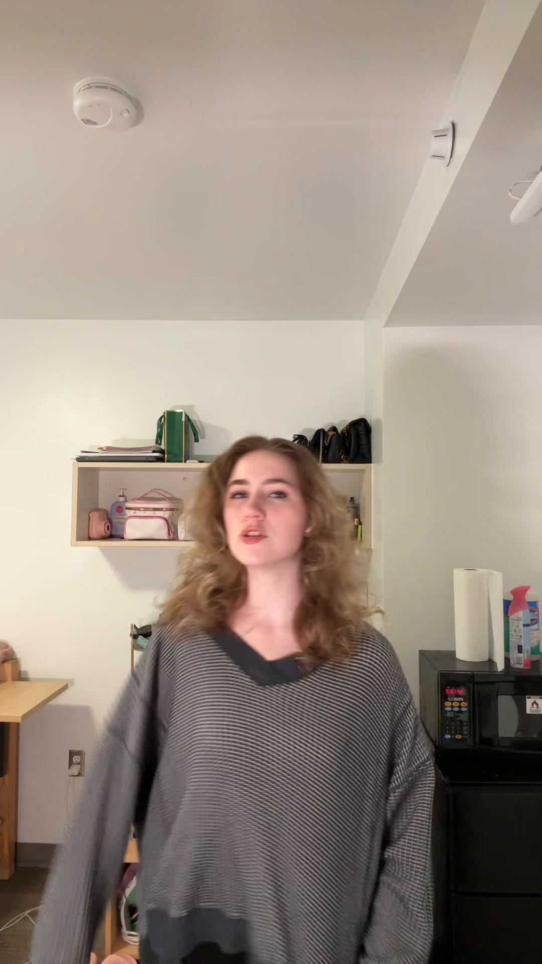 @elena