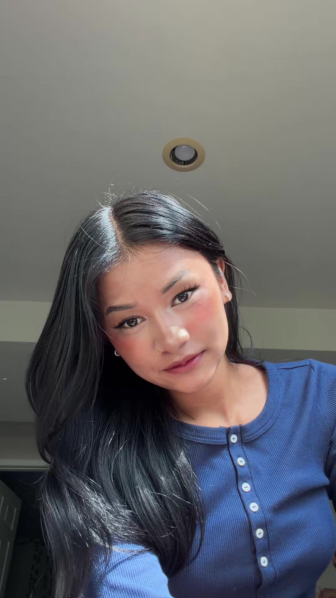 @Diya_🦢