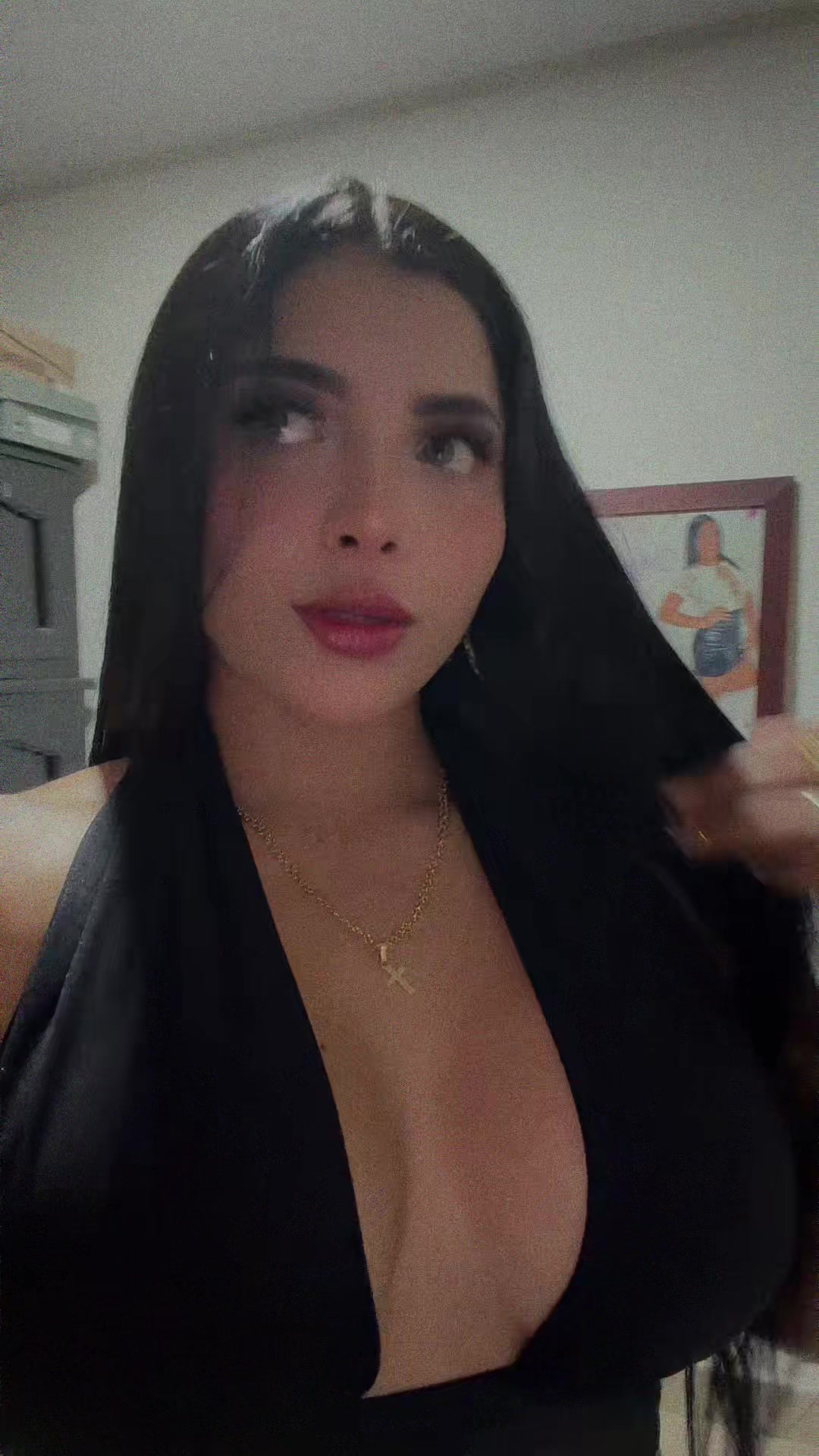 @Angiearango