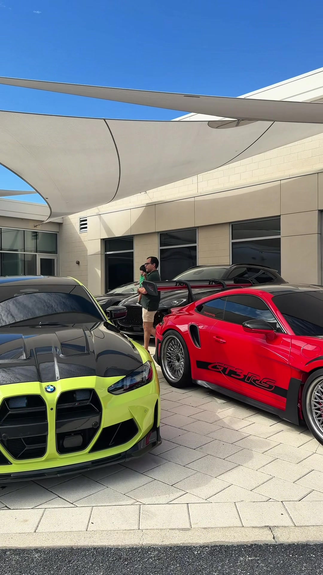 @supercarvicky