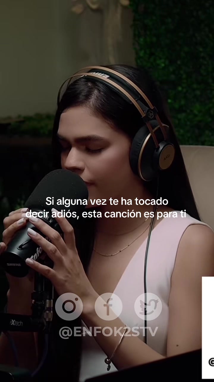 @SOF&Iacute;A CONSTA&Iacute;N