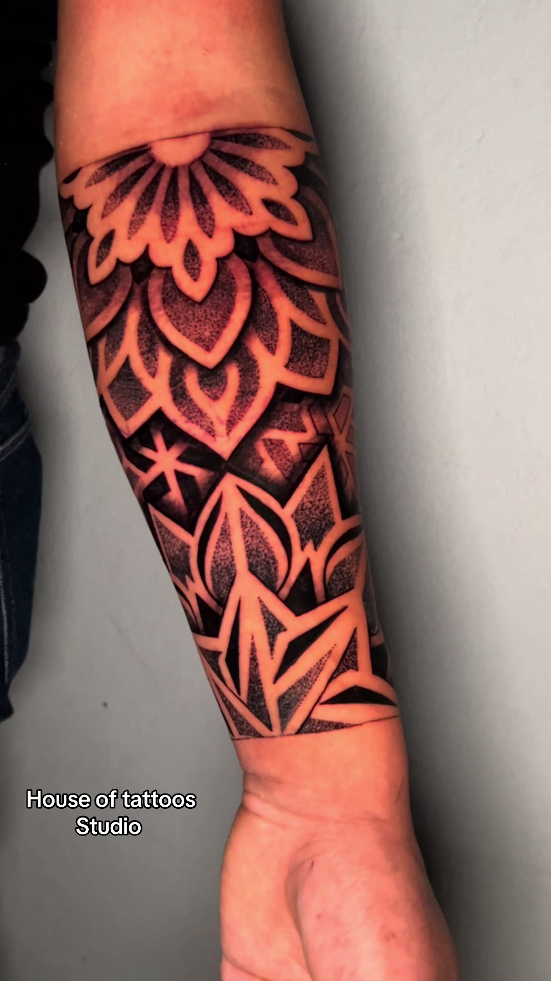 @house_of_tattoos_studio