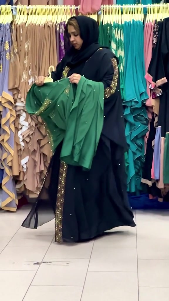 @farzanamaliya