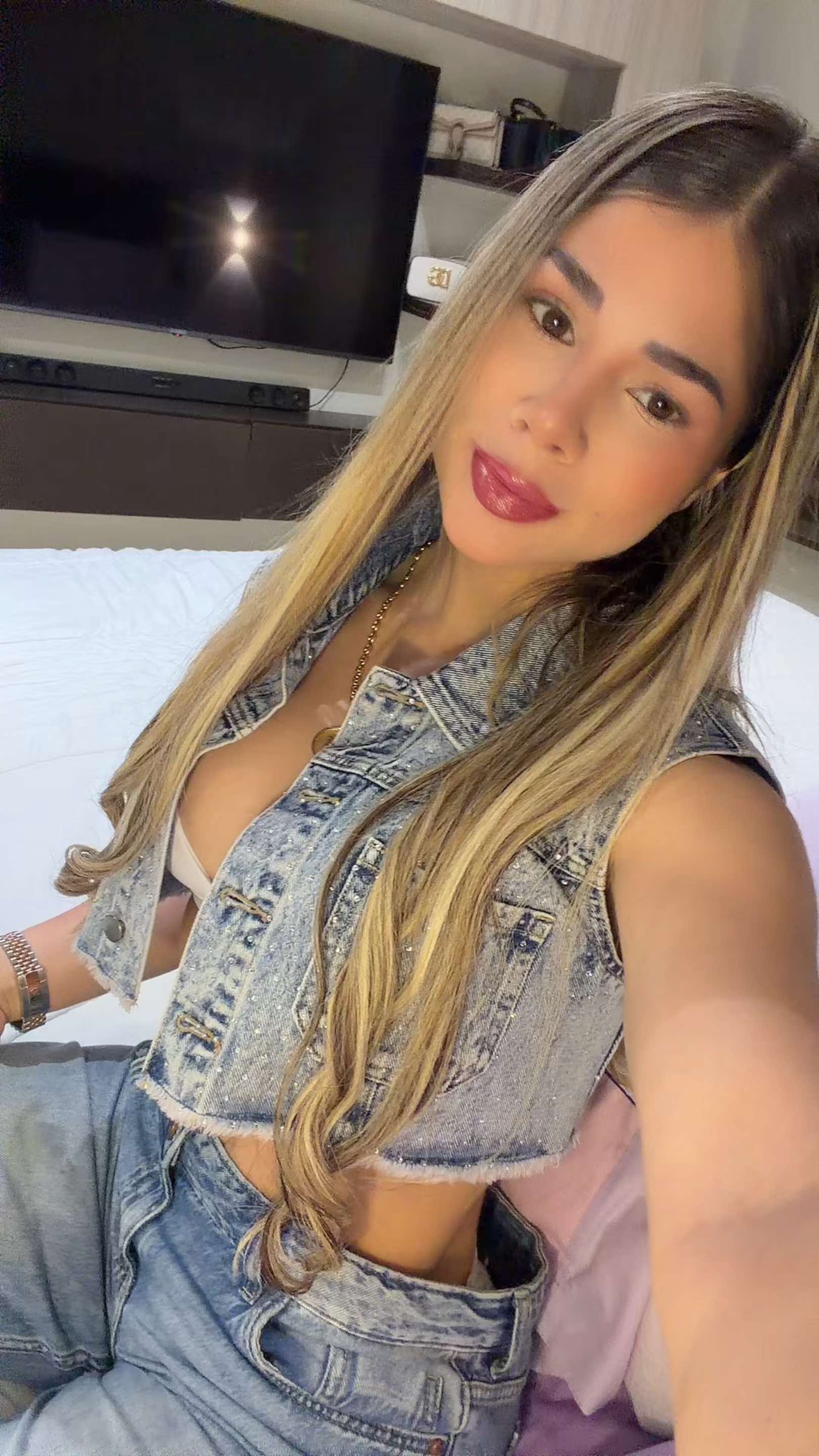 @Valentinaur26