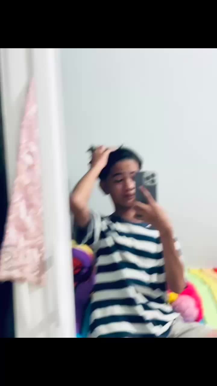 @￴