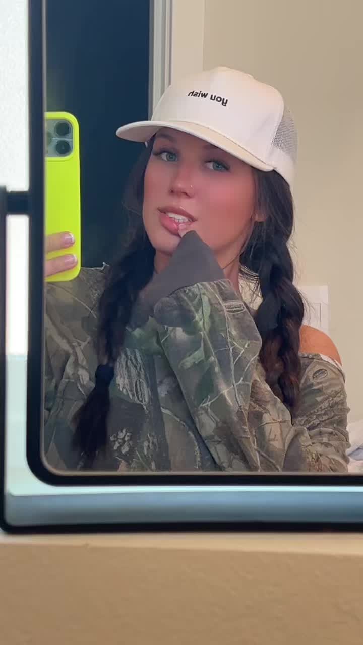 @BROOKLYNN