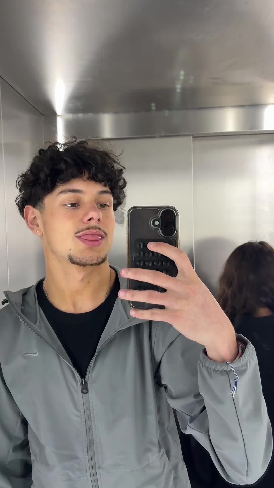 @Charly