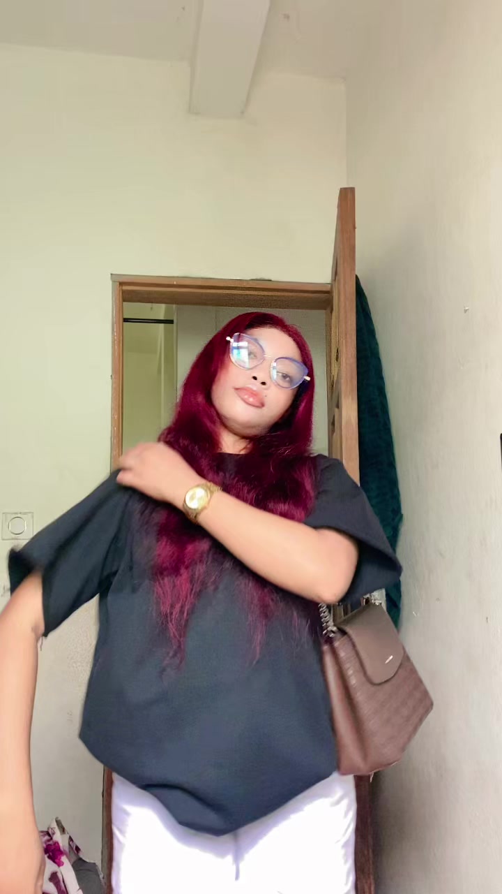 @Ange 😇 ou démon 😈