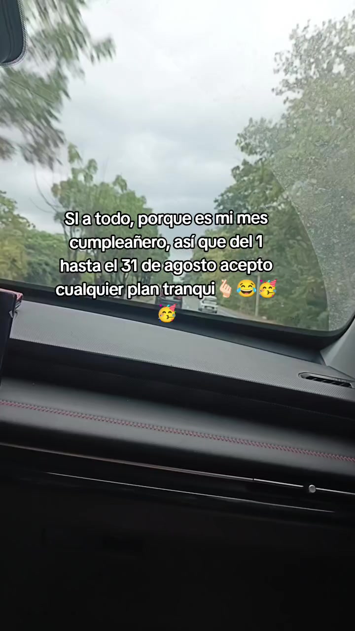 @NICOLE MENDOZA🍕🏖️