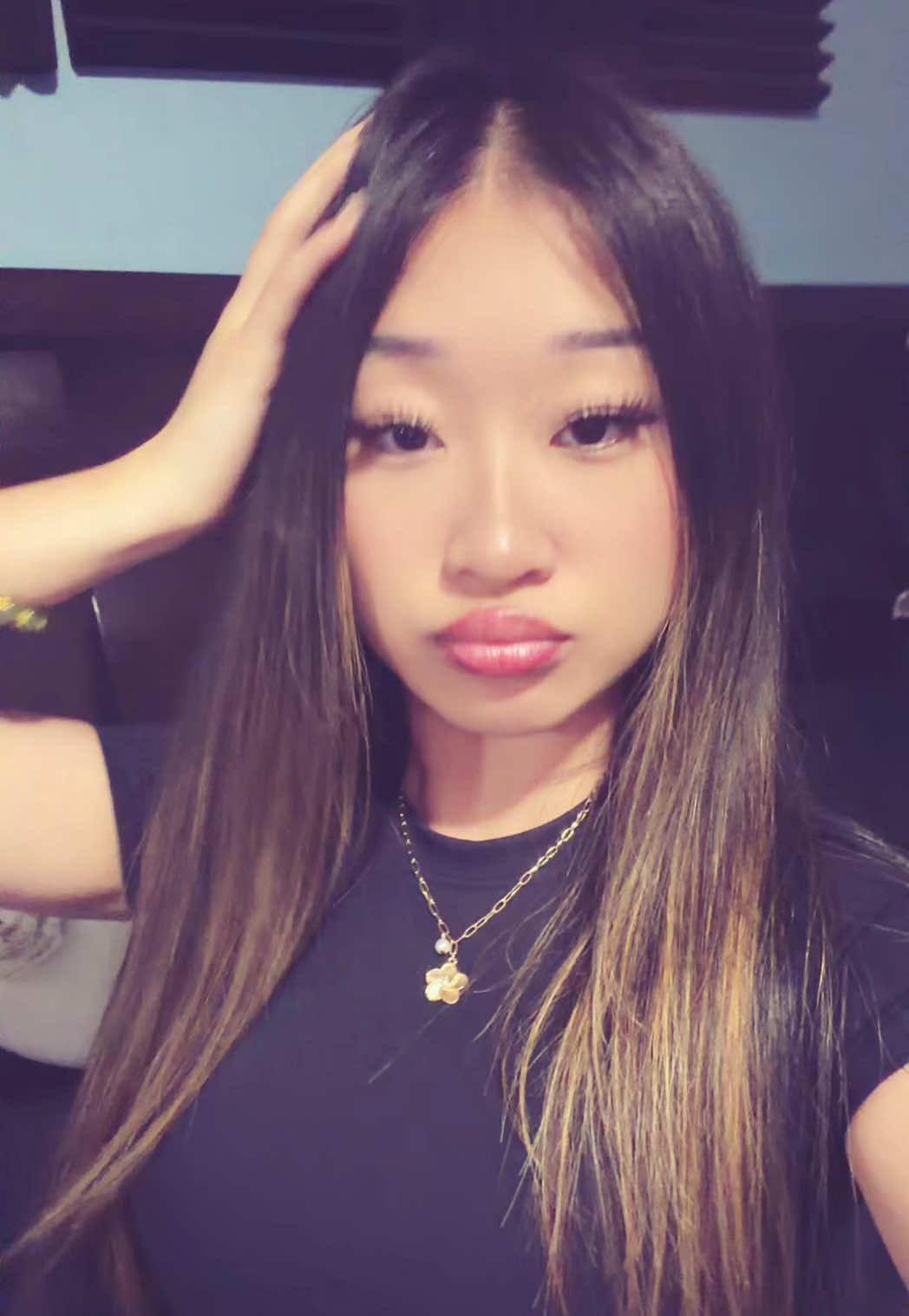 @𝓎