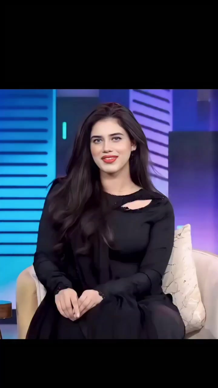 @Alina Amir Live&edits