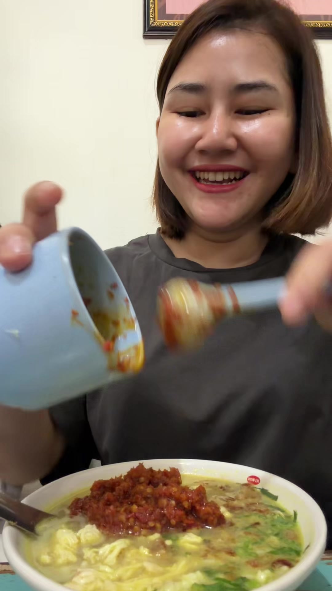 @chintyaamelia
