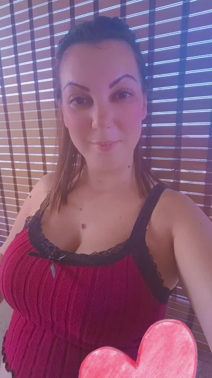 @🩷🌻꧁𝓐𝓷𝓽𝓸𝓷𝓮𝓵𝓵𝓪꧂🌻🩷