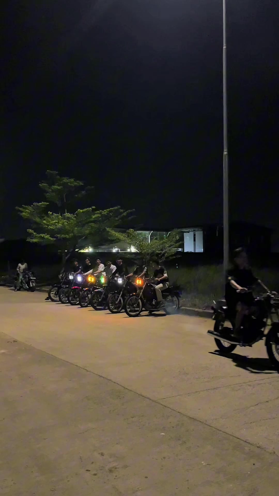 @Mas_Bayong135