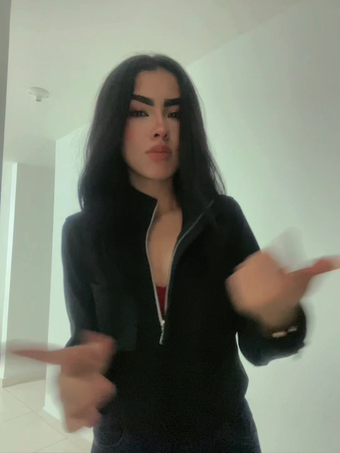 @𝒸𝒶𝓁𝓁𝓂𝑒𝓌𝑒𝓃𝒹𝓎 💋