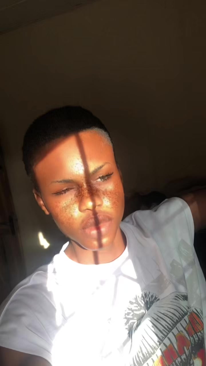 @shalomthefemboy