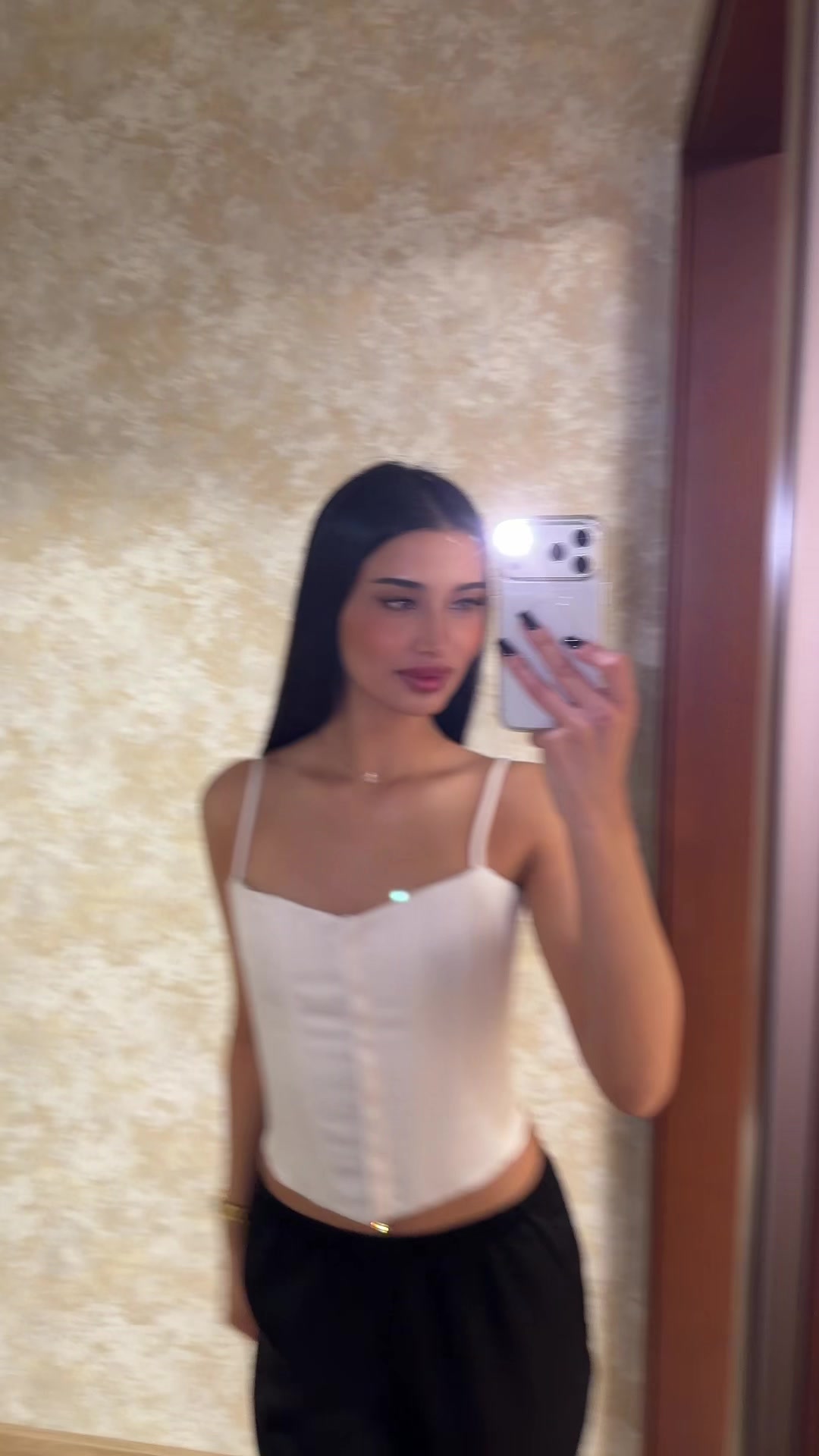 @MRJ