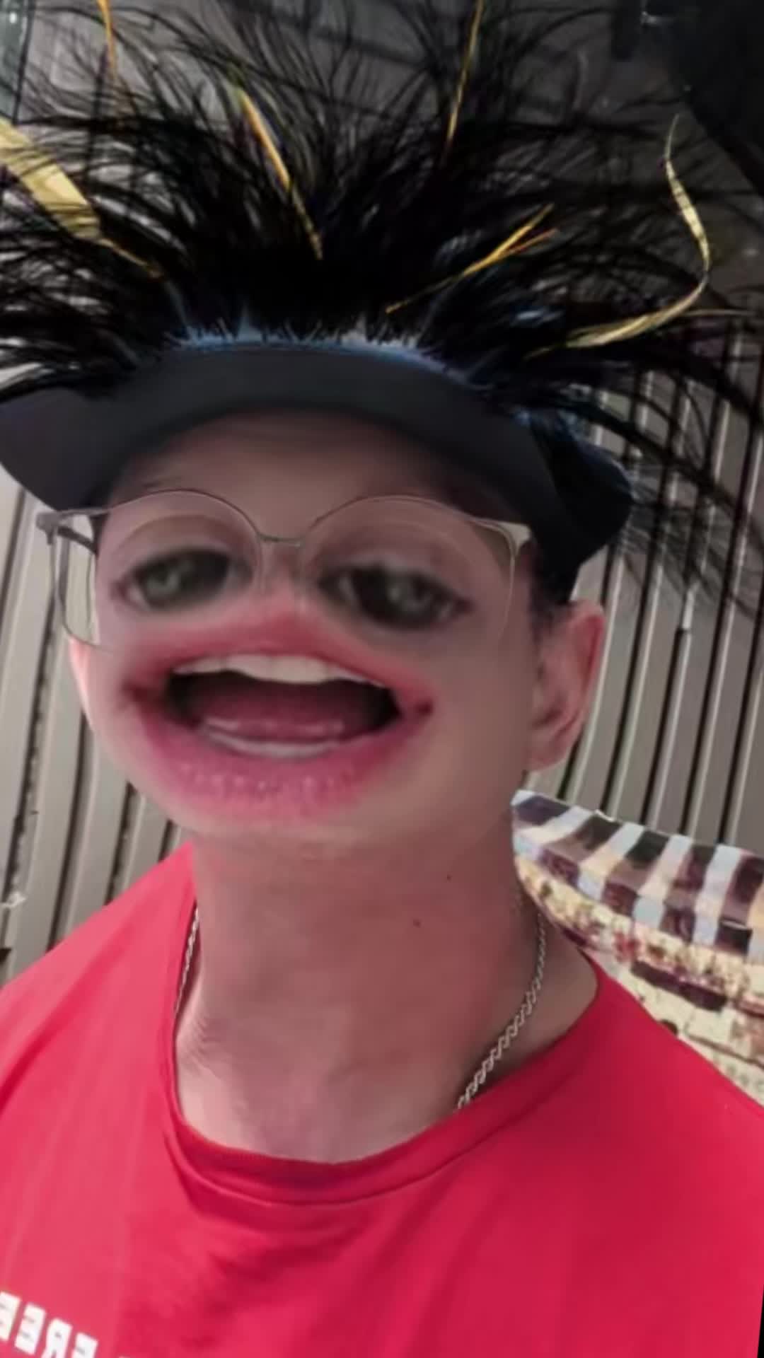 @Strechedurhole
